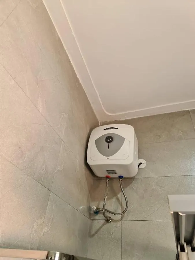 Unia Fancy Flats 3 Bed Room Apartment- Flat 2 Kampala
