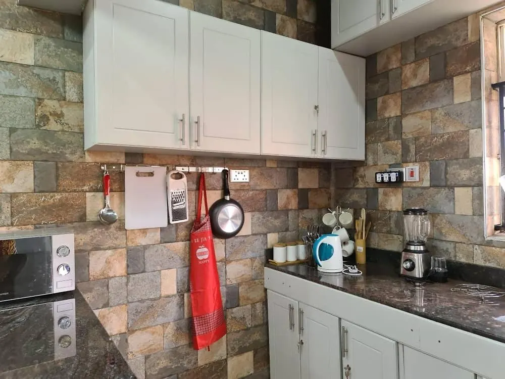 Unia Fancy Flats 3 Bed Room Apartment- Flat 2 Kampala Uganda