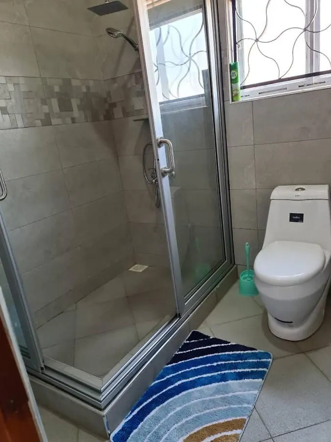 Apartment Unia Fancy Flats 3 Bed Room Apartment- Flat 2 Kampala Uganda
